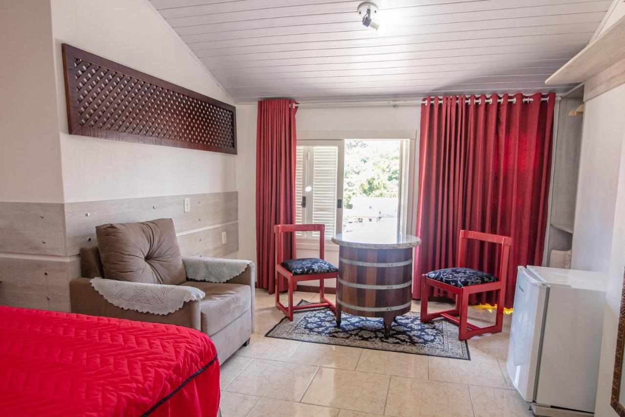 Hotel Pousada Casa Tasca Bento Gonçalves Exteriör bild